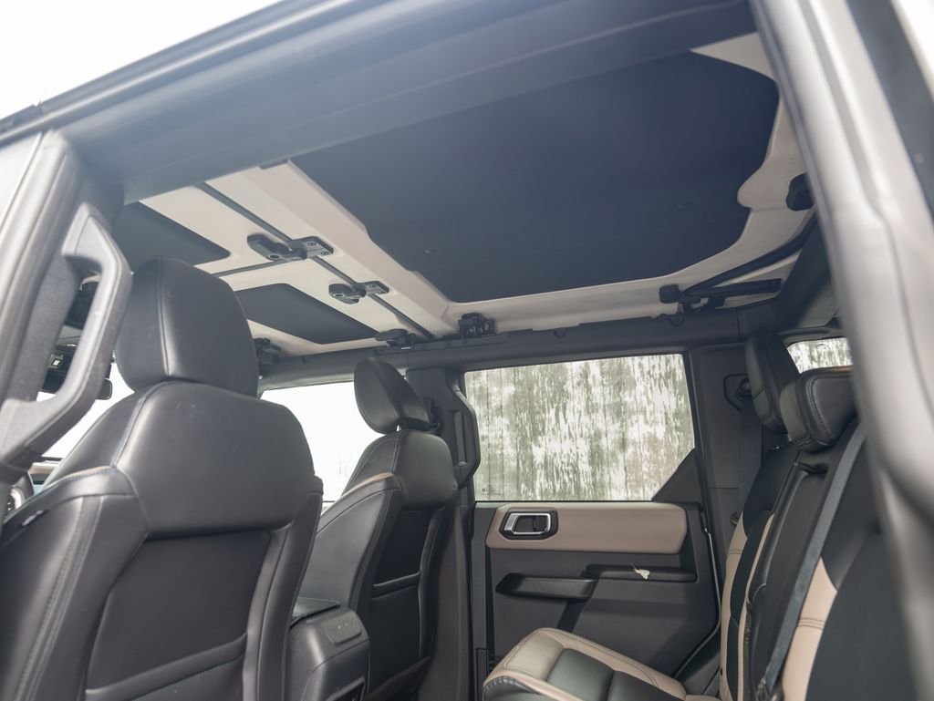 Used 2024 Gray Ford Wildtrak image 35