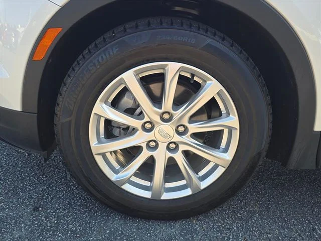 Used 2019 White Cadillac Luxury image 29