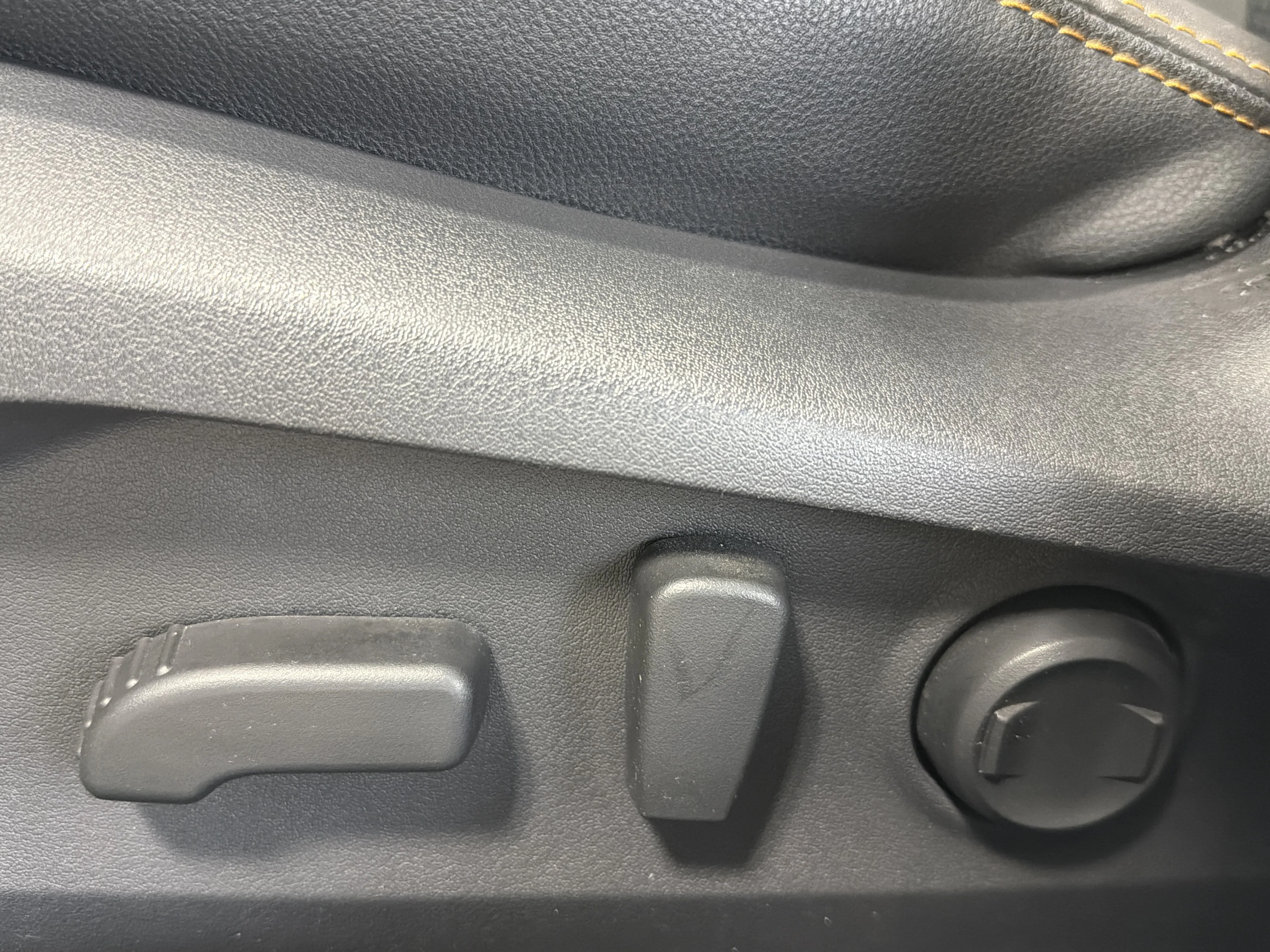 Used 2023 Crystal White Pearl Subaru Wilderness image 20