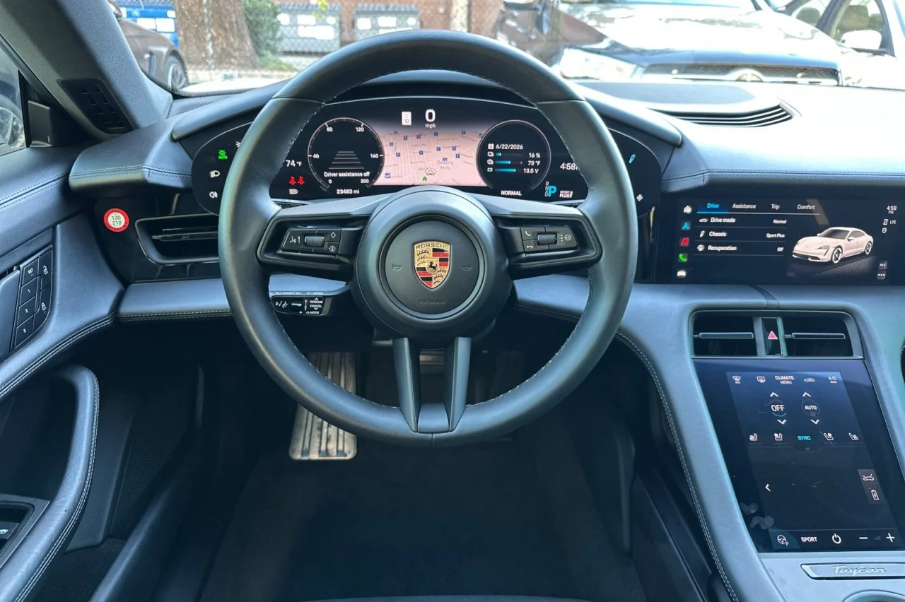 Used 2023 White Porsche Base image 13