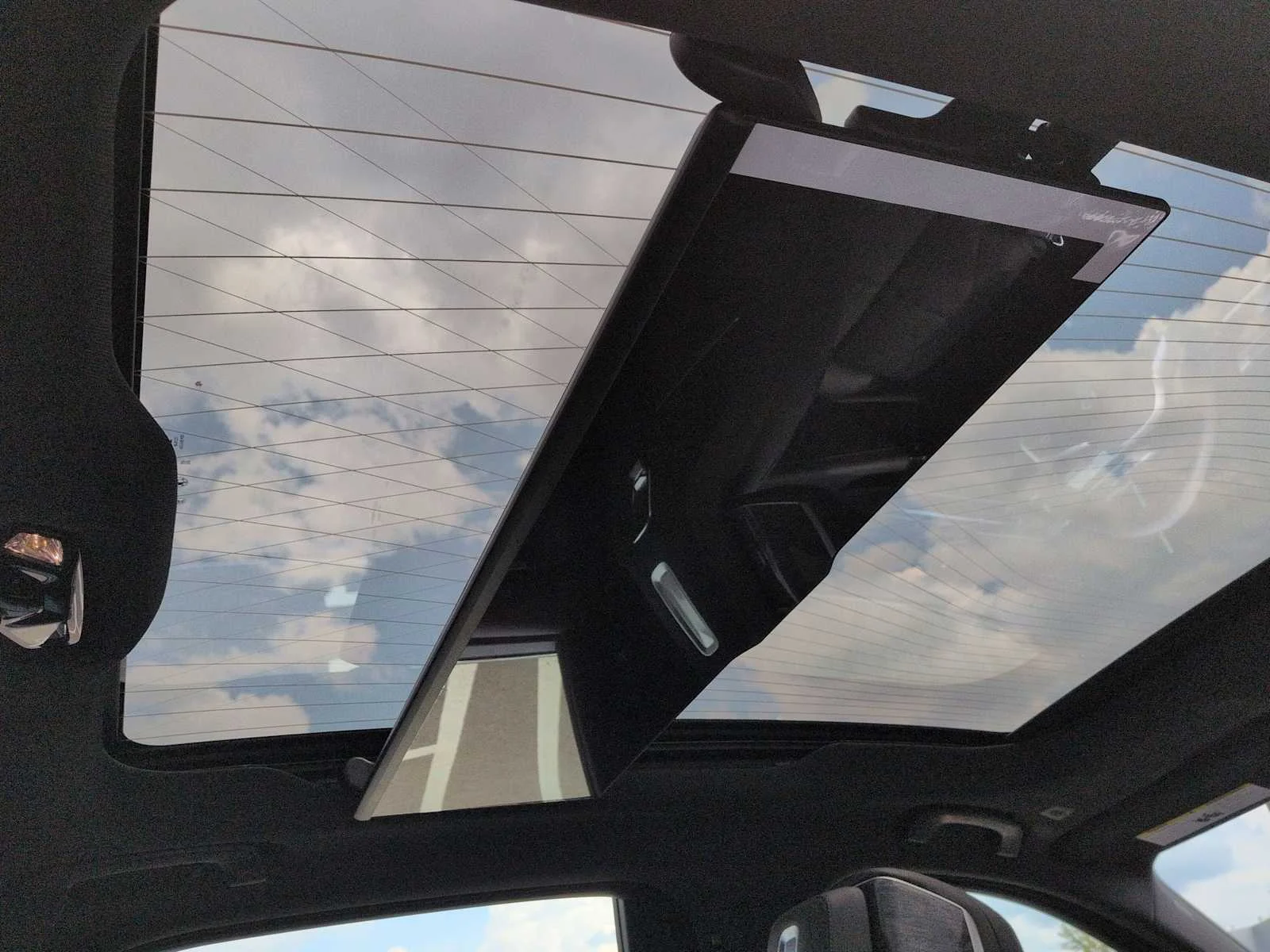 New 2025 Brooklyn Grey Metallic BMW 740i xDrive image 23