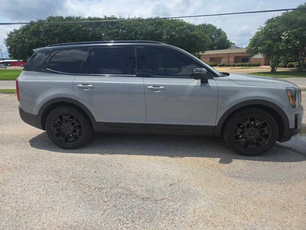 Used 2021 Gray Kia EX image 8