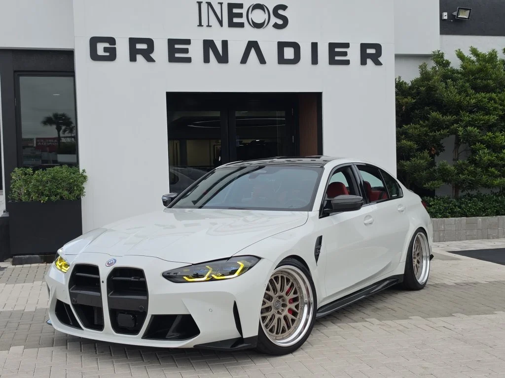 Used 2023 Alpine White BMW Competition image 2