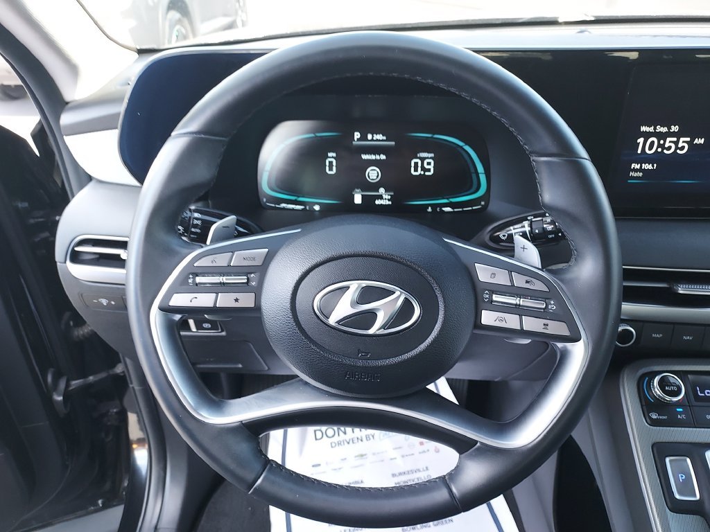Used 2023 Black Hyundai SEL image 17