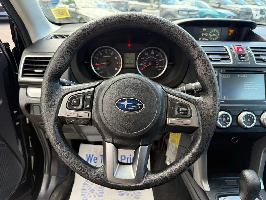 Used 2018 Black Subaru 2.5i image 12