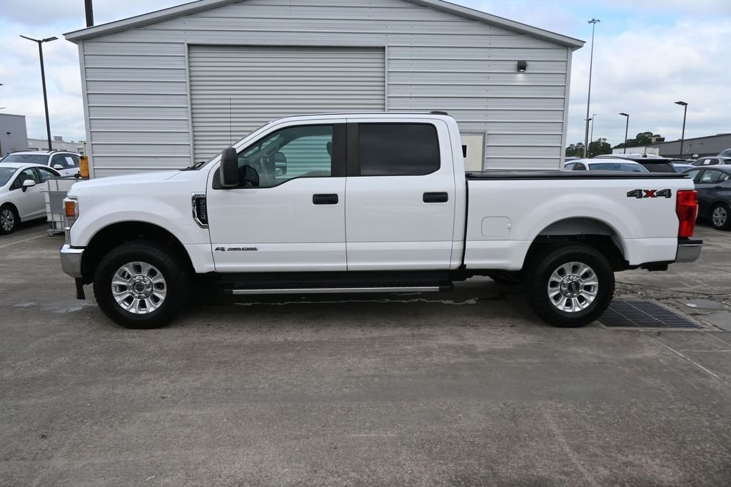 Used 2021 White Ford XL image 13