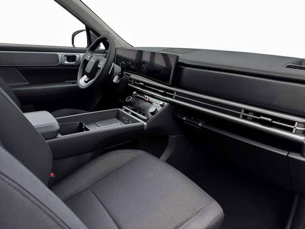 New 2026 White Hyundai SE image 17