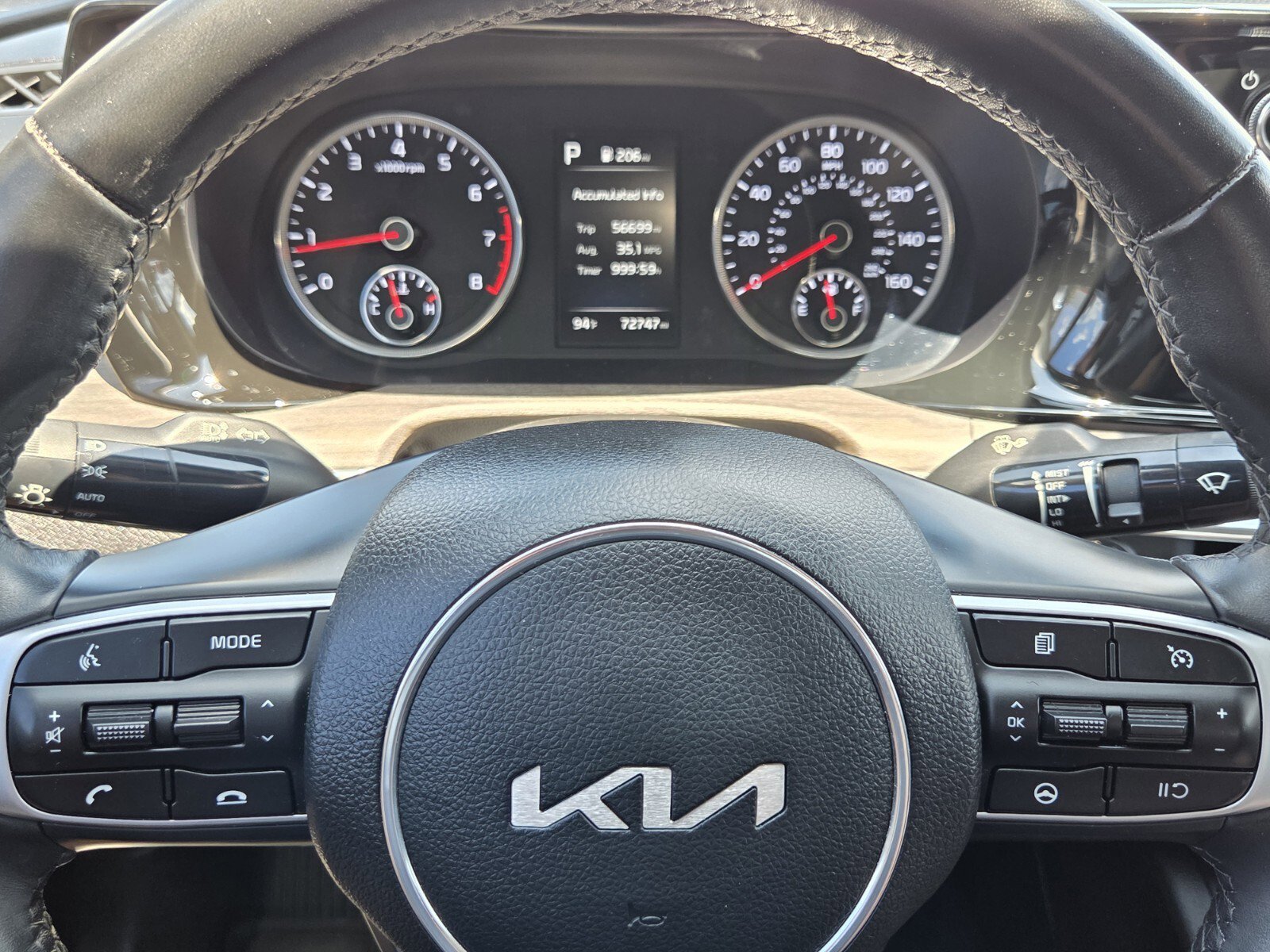 Used 2023 Glacial White Pearl Kia EX image 18