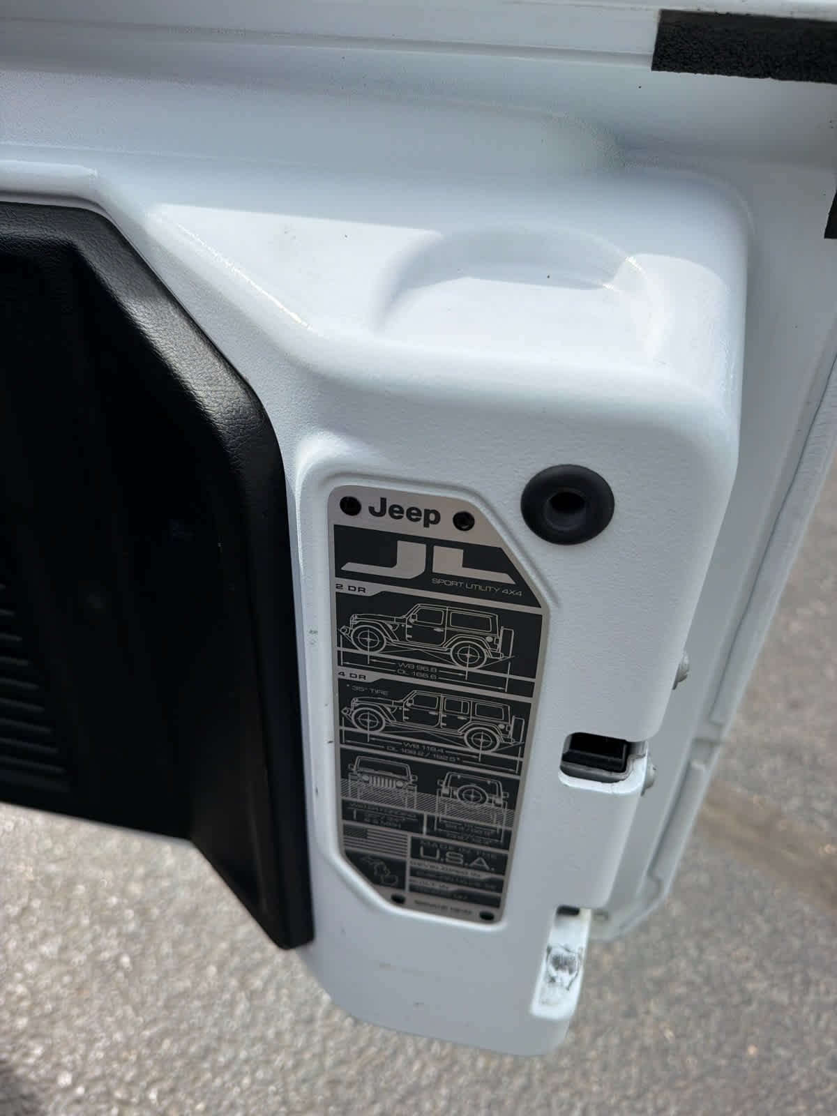Used 2024 Bright White Clearcoat Jeep Sport S image 11