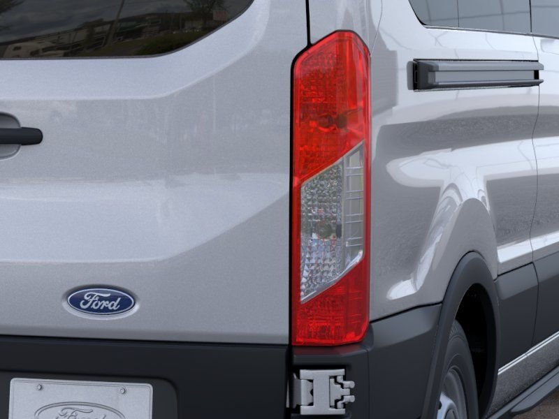 New 2026 Ingot Silver Metallic Ford Passenger Van XL image 21