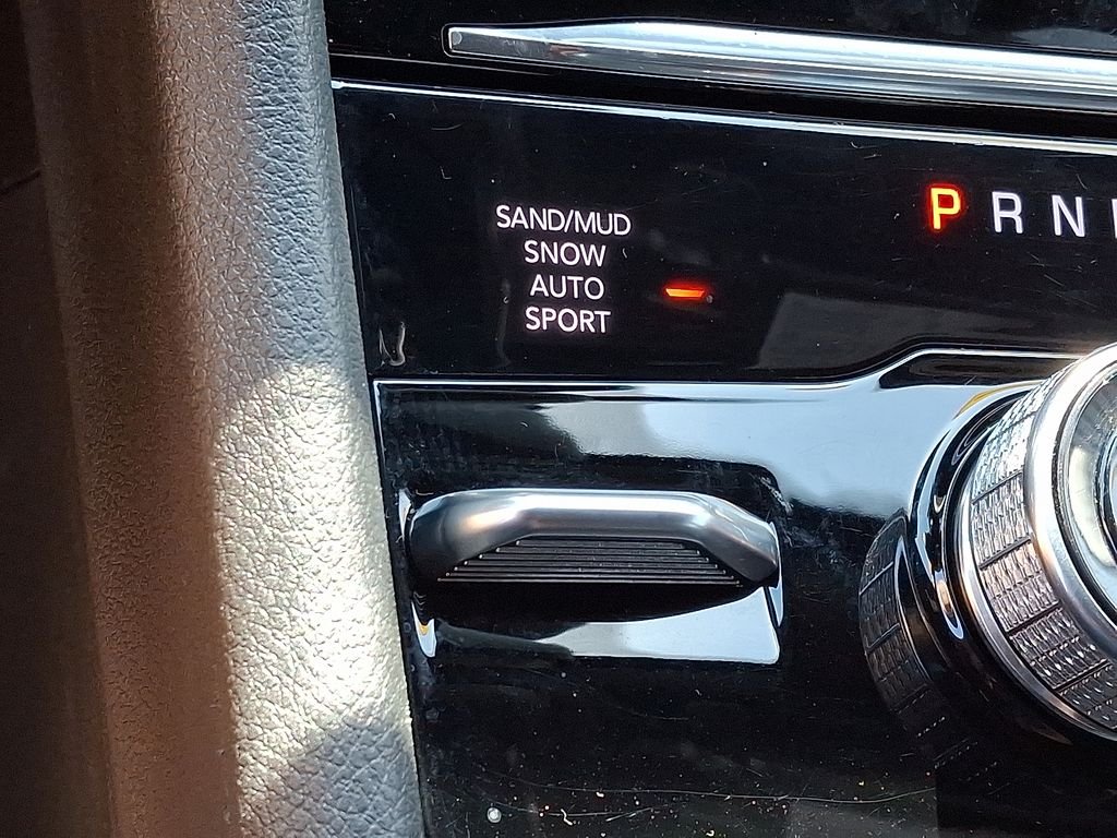 Used 2024 White Jeep Limited image 26