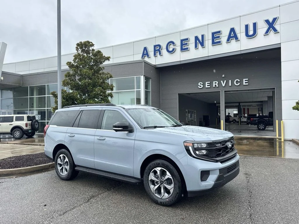2027 Ford Expedition Active