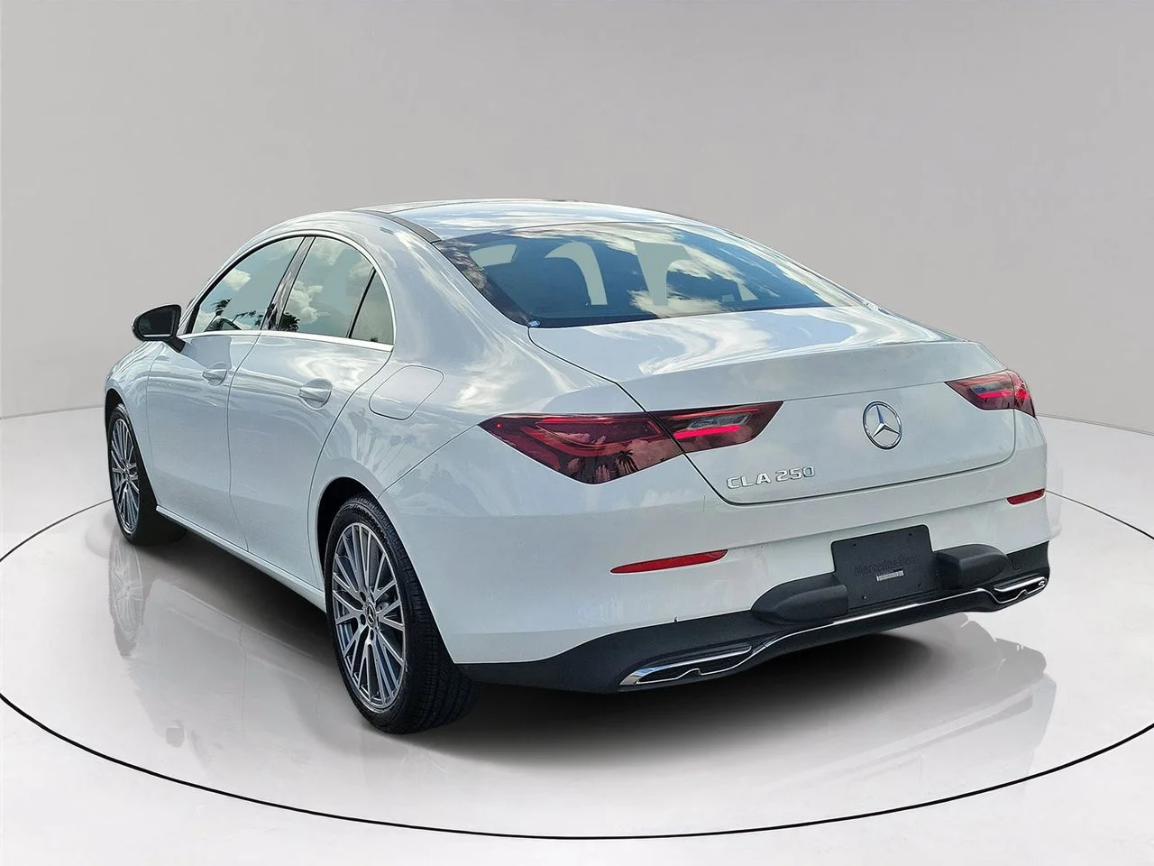 Certified Used 2026 White Mercedes-Benz CLA 250 image 4