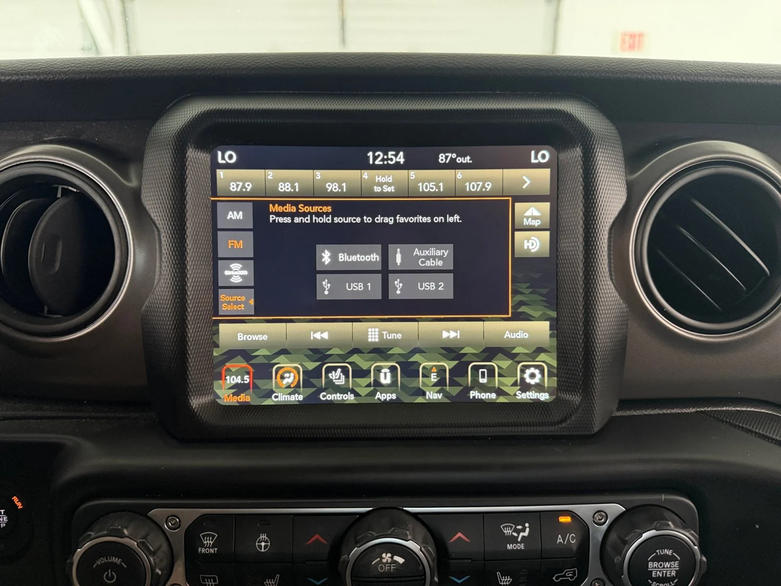 Used 2023 Black Clearcoat Jeep Sport S image 19