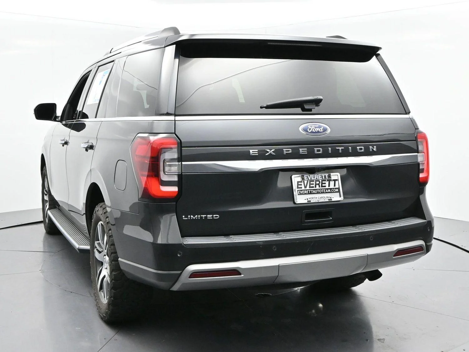 Used 2022 Dark Matter Gray Ford Limited image 6