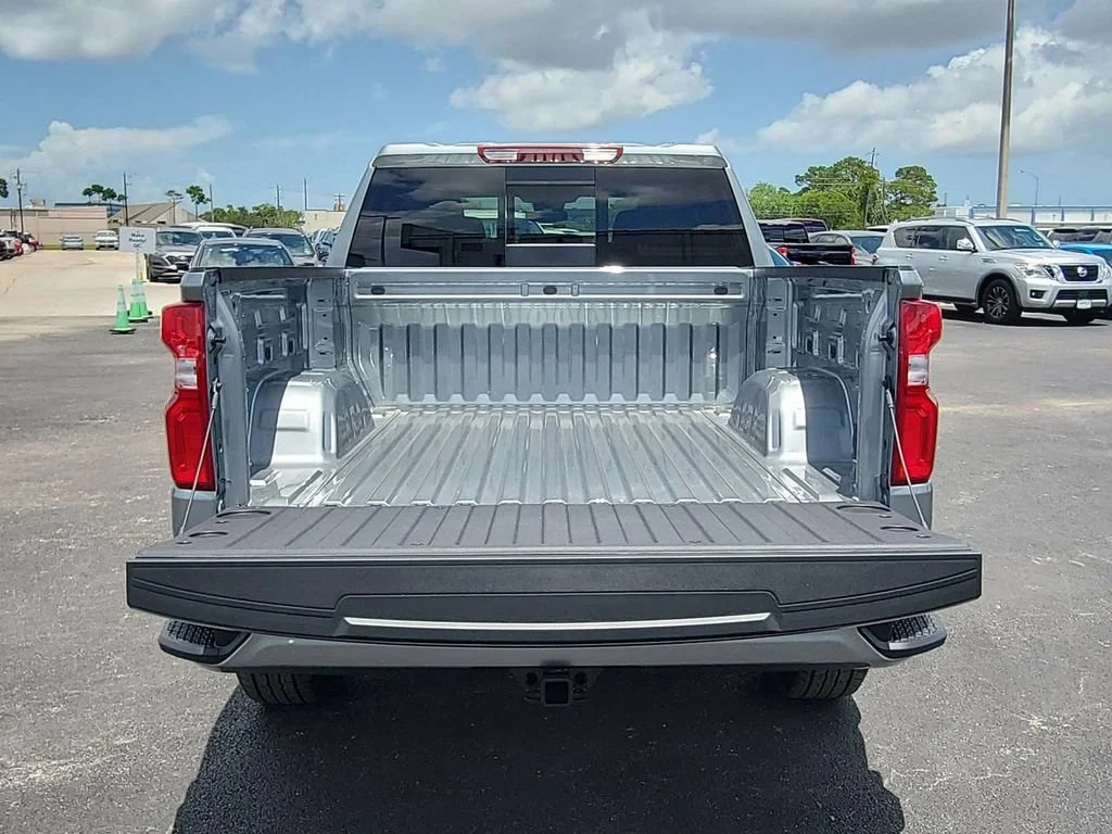 New 2026 Sterling Gray Metallic Chevrolet RST image 26