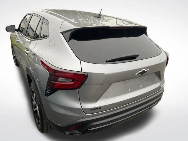 Used 2024 Gray Chevrolet 1RS image 6
