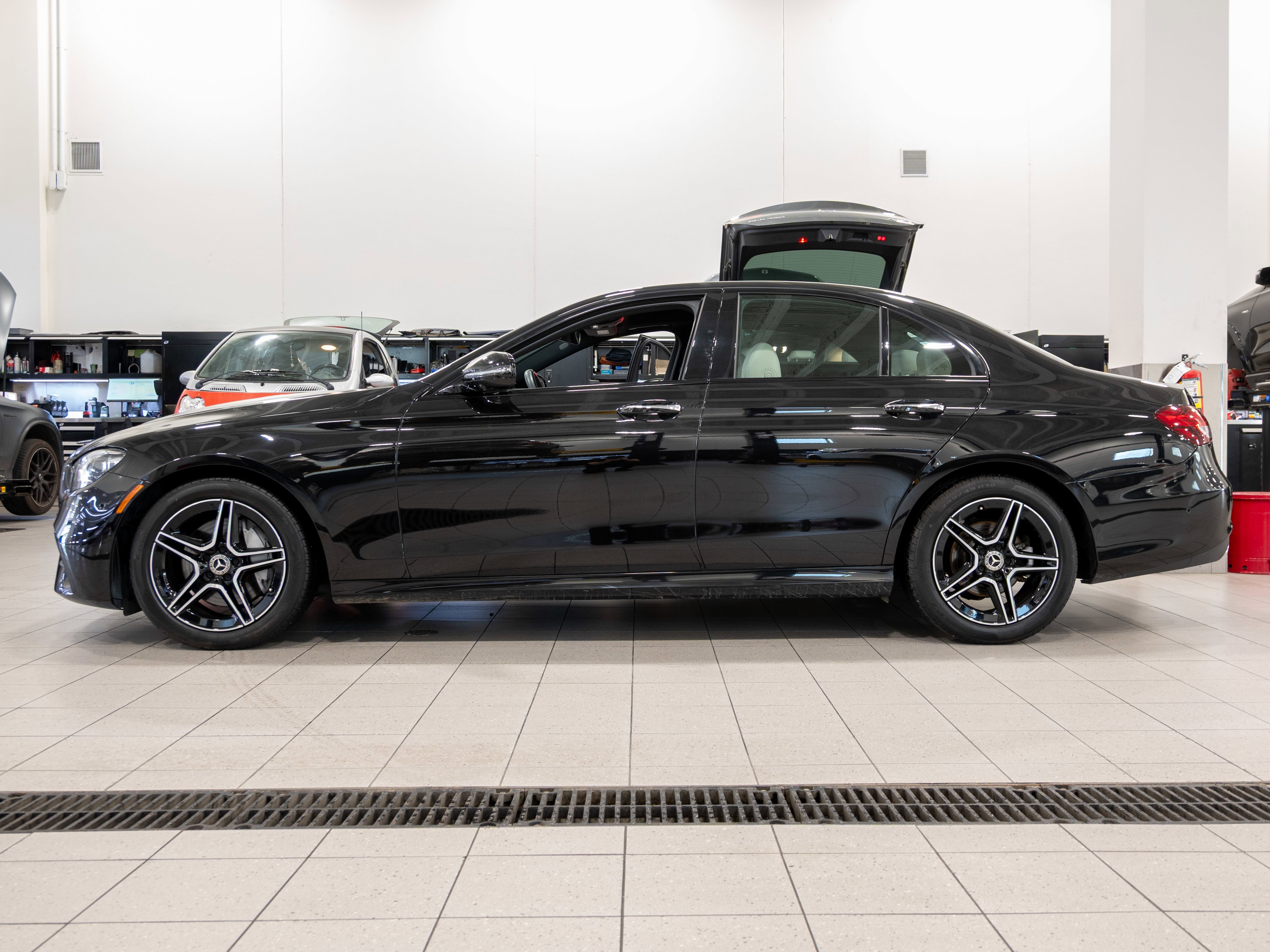 Certified Used 2023 Obsidian Black Metallic Mercedes-Benz E 350 image 2
