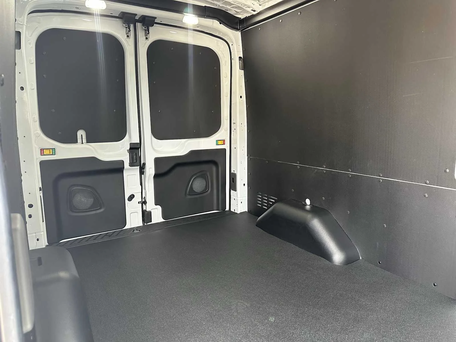 New 2026 Oxford White Ford Cargo Van image 15