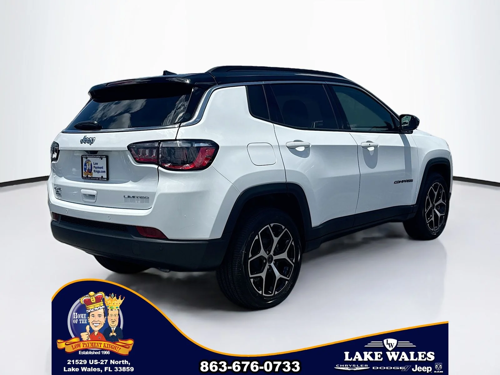 New 2026 Bright White Clear-Coat Exterior Paint Jeep Limited image 6