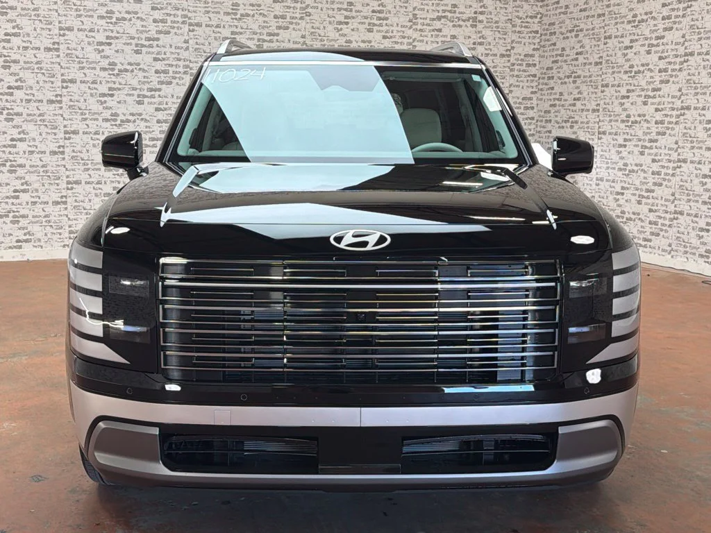 New 2027 Abyss Black Pearl Hyundai Limited image 2