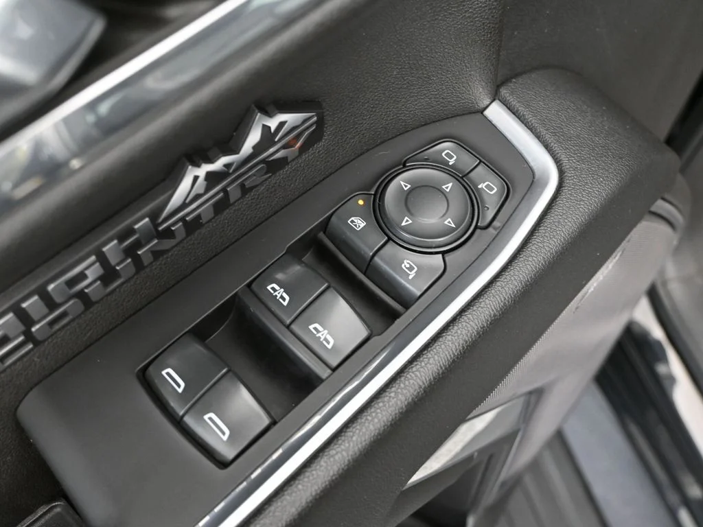 Used 2023 Black Chevrolet High Country image 15