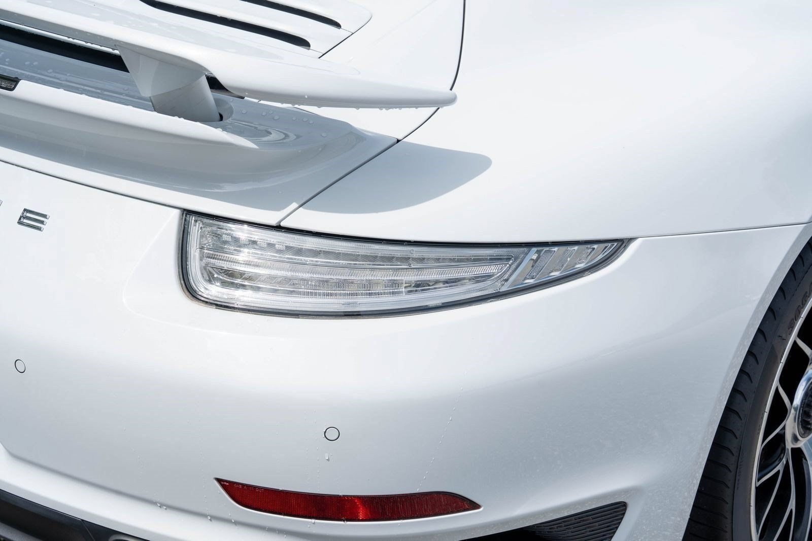 Certified Used 2015 White Porsche  image 15