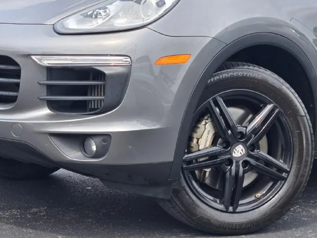 Used 2017 Gray Porsche S image 2