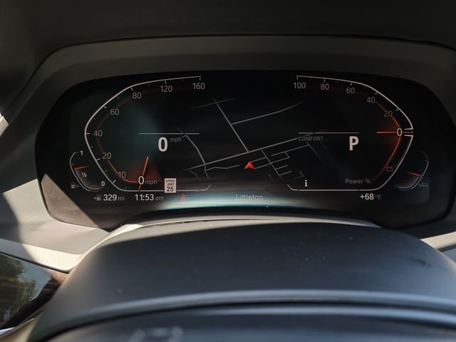 Used 2021 Black BMW xDrive40i image 23