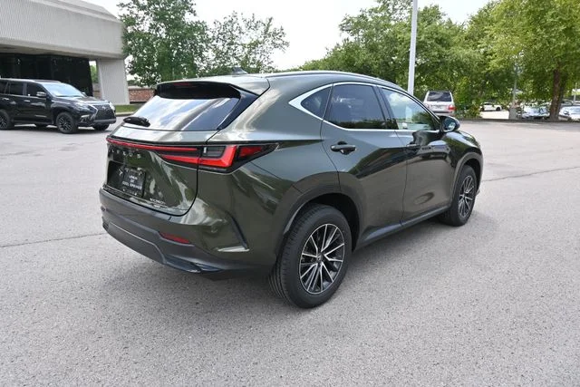 Certified Used 2024 NORI GREEN PEARL Lexus 350h Premium image 3