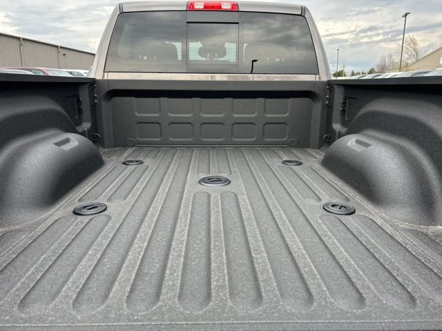 New 2026 Granite Crystal Metallic Clearcoat RAM Tradesman image 23