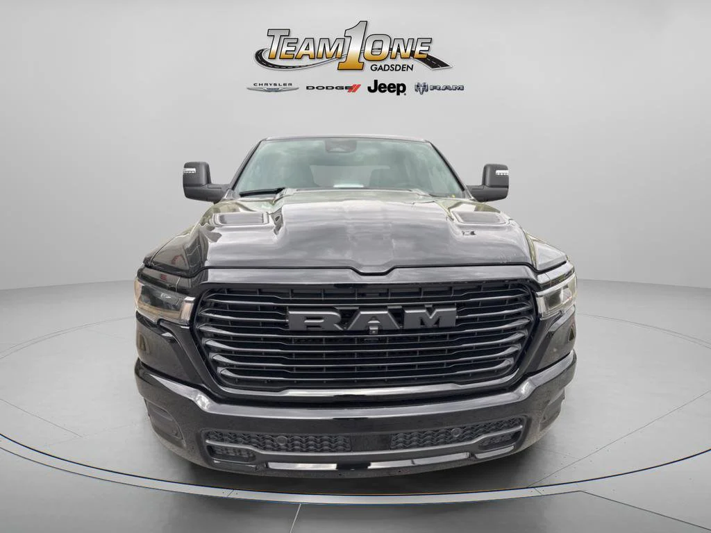 New 2026 Diamond Black Crystal Pearl-Coat Exterior Paint RAM Laramie image 4