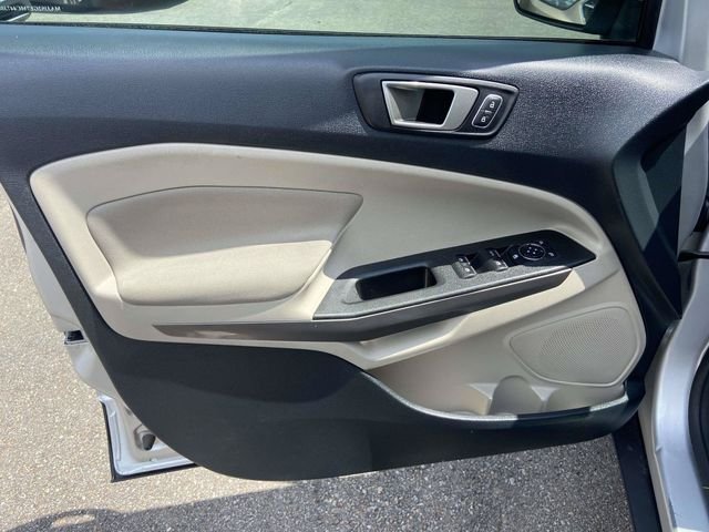 Certified Used 2021 Silver Ford SE image 14