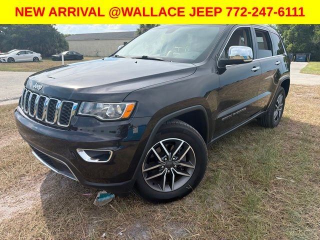 Used 2020  Jeep Limited image 3