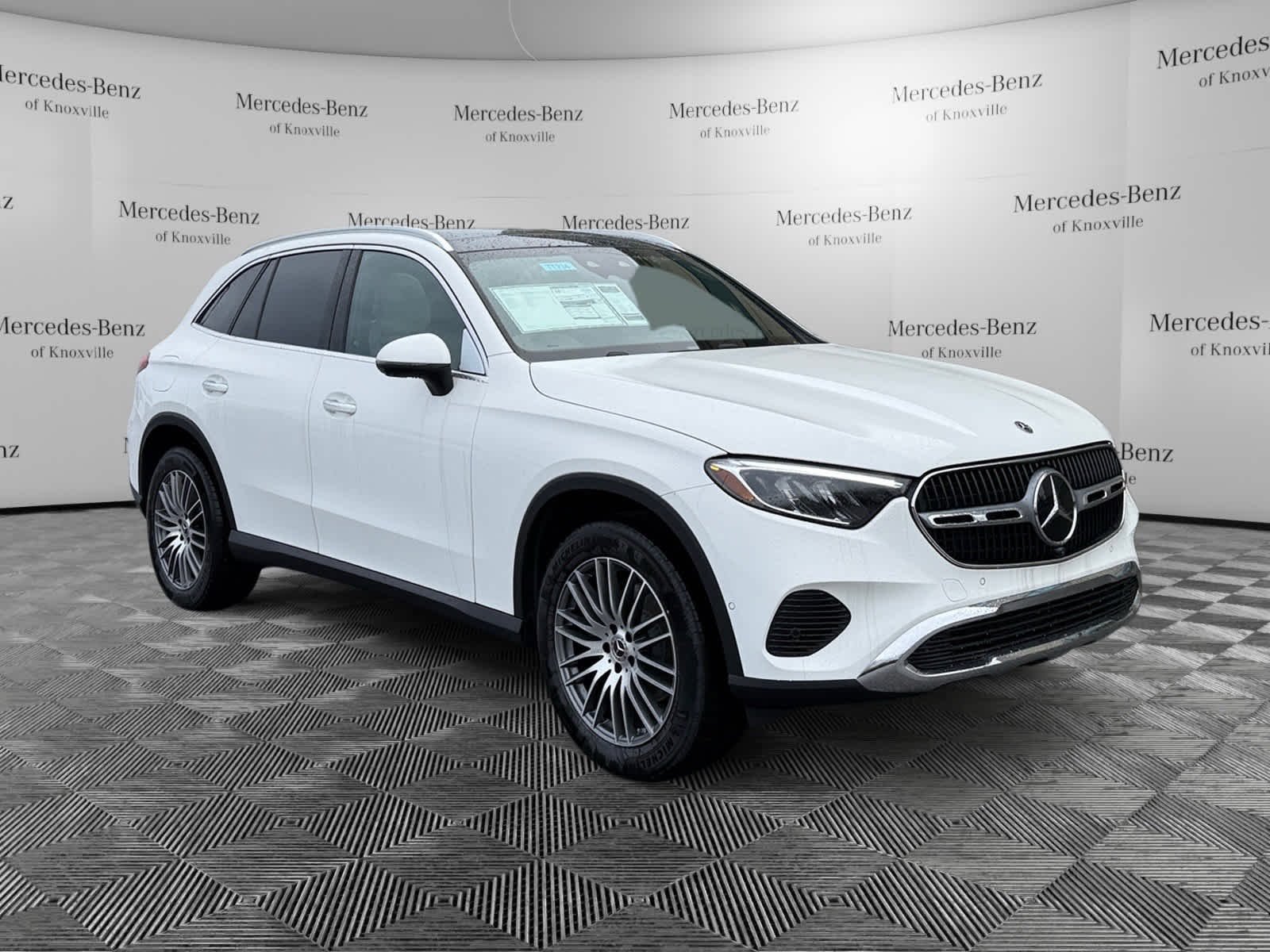 Used 2026 Polar White Mercedes-Benz GLC 300 image 7