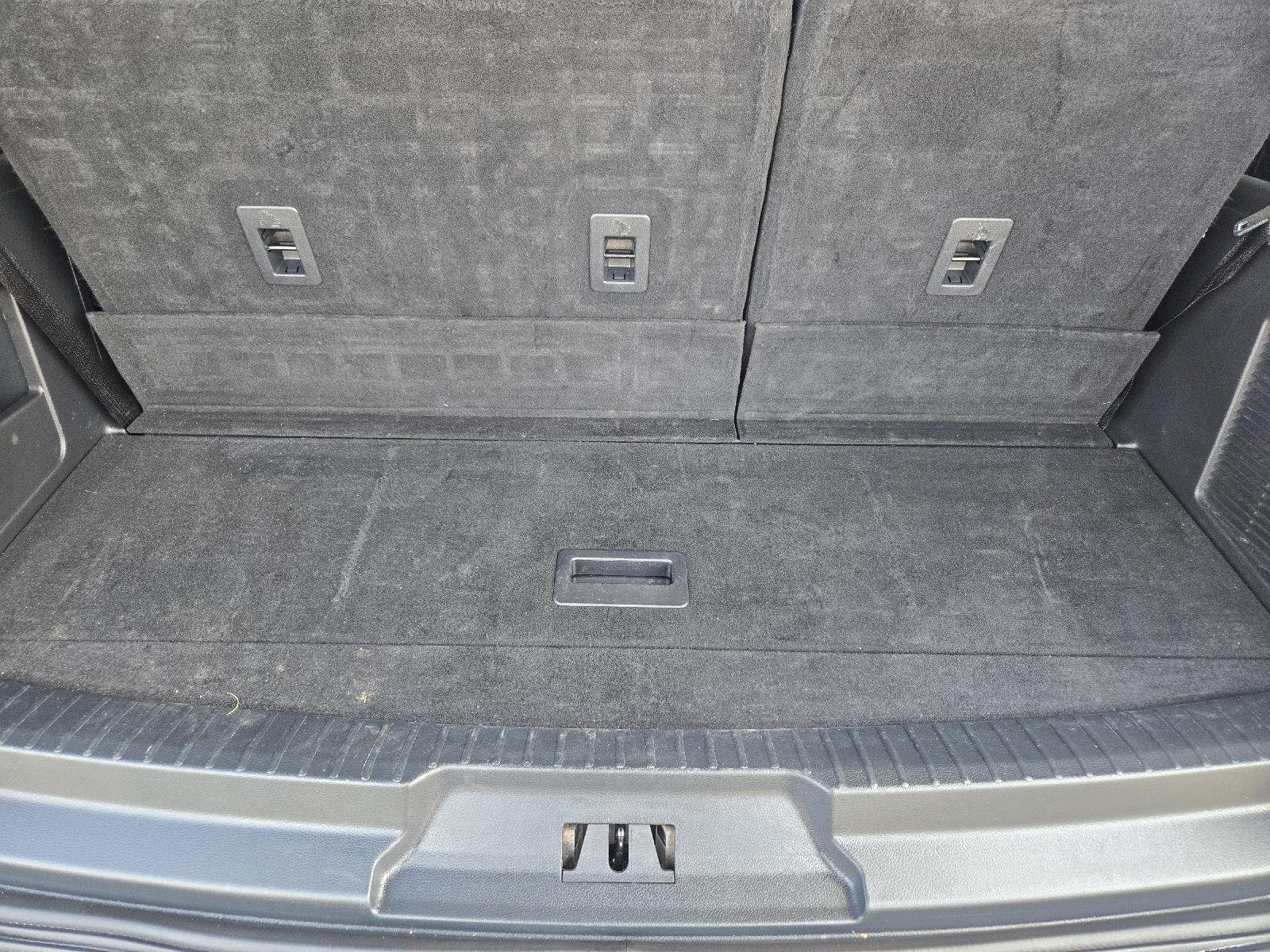 Used 2024 Iconic Silver Ford XLT image 32