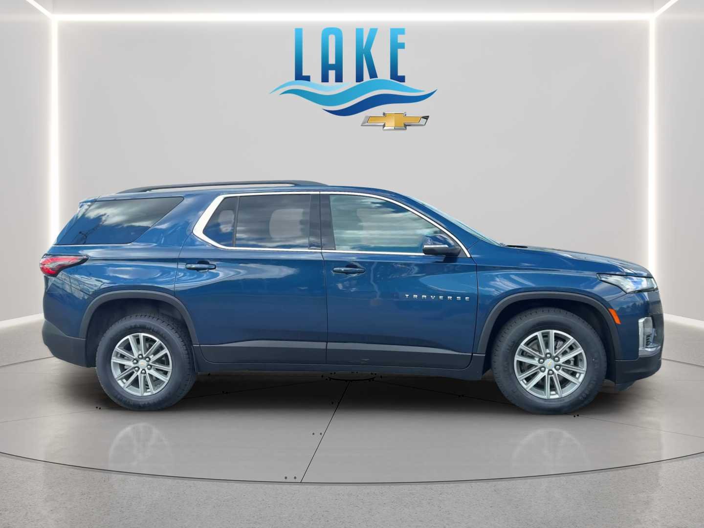 2023 Chevrolet Traverse 1LT - Photo 11