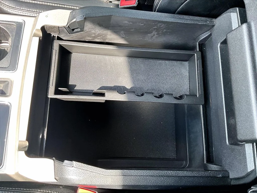 Used 2019 Gray Ford  image 34