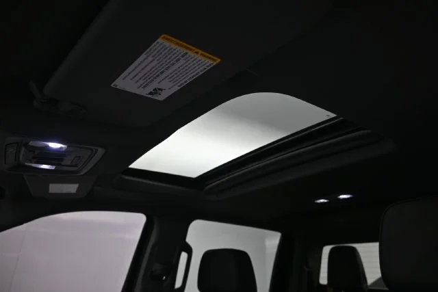 Used 2025 Sterling Metallic GMC Denali image 18