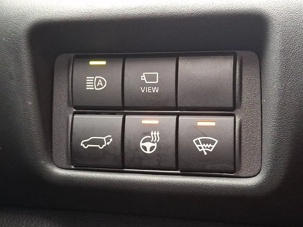 Used 2022  Toyota Platinum image 26