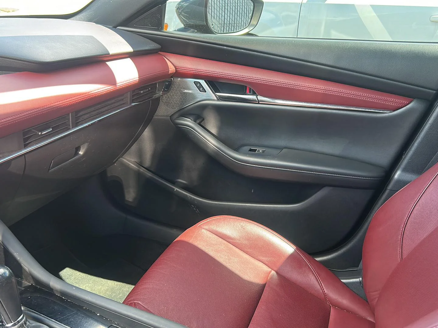 2021 Mazda Mazda3 Premium - Photo 11