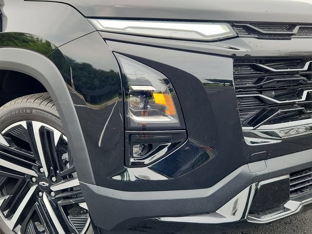New 2027 Mosaic Black Metallic Chevrolet RS image 9