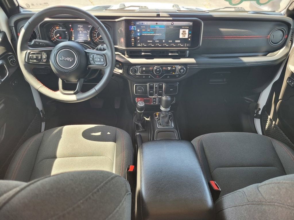 Photo 18