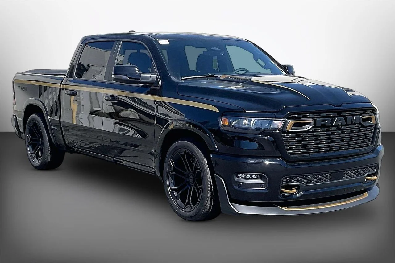 New 2026 Diamond Black Crystal Pearlcoat RAM Big Horn/Lone Star image 2