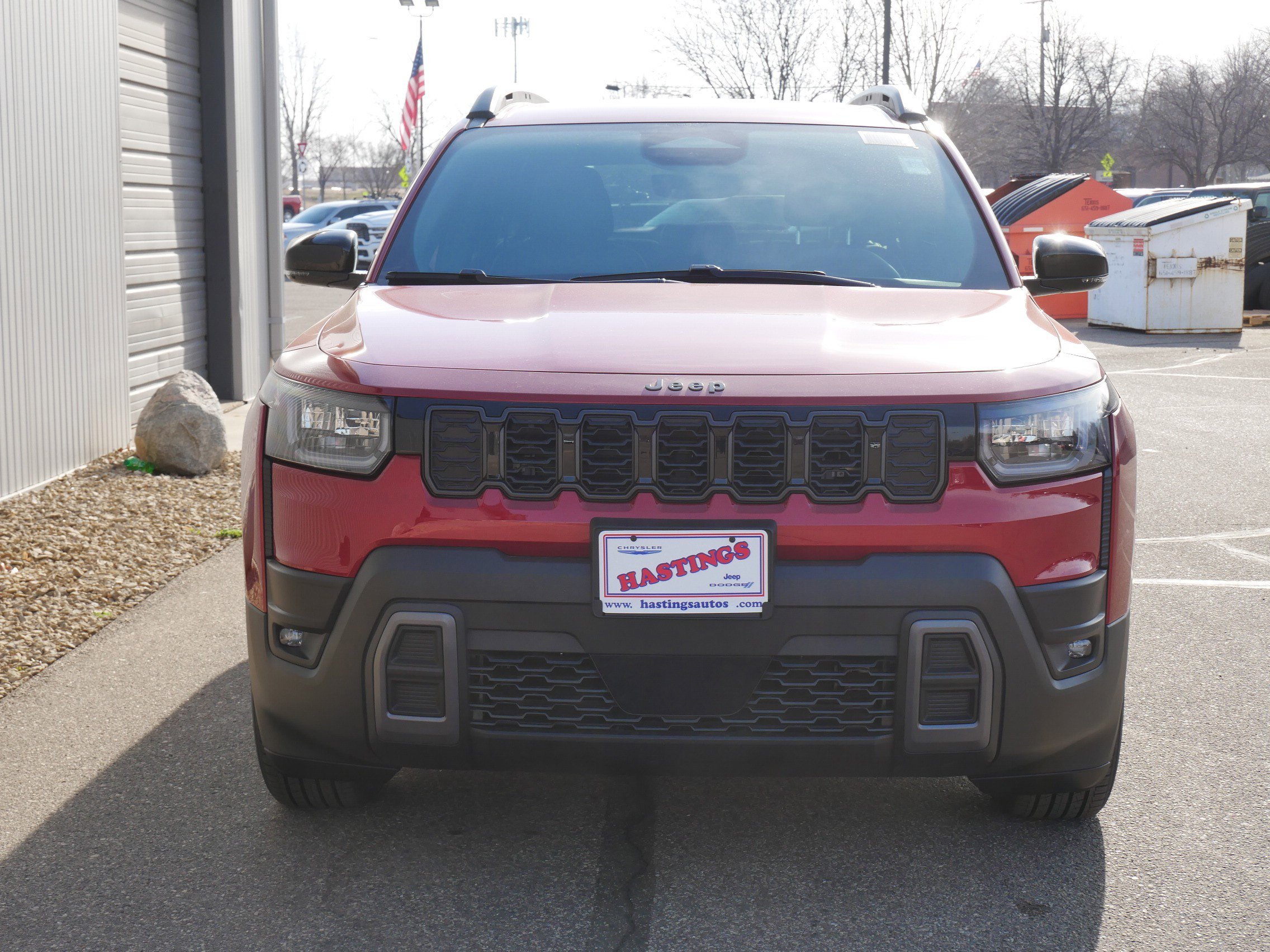New 2026 Red Hot Pearl-Coat Exterior Paint Jeep Limited image 5