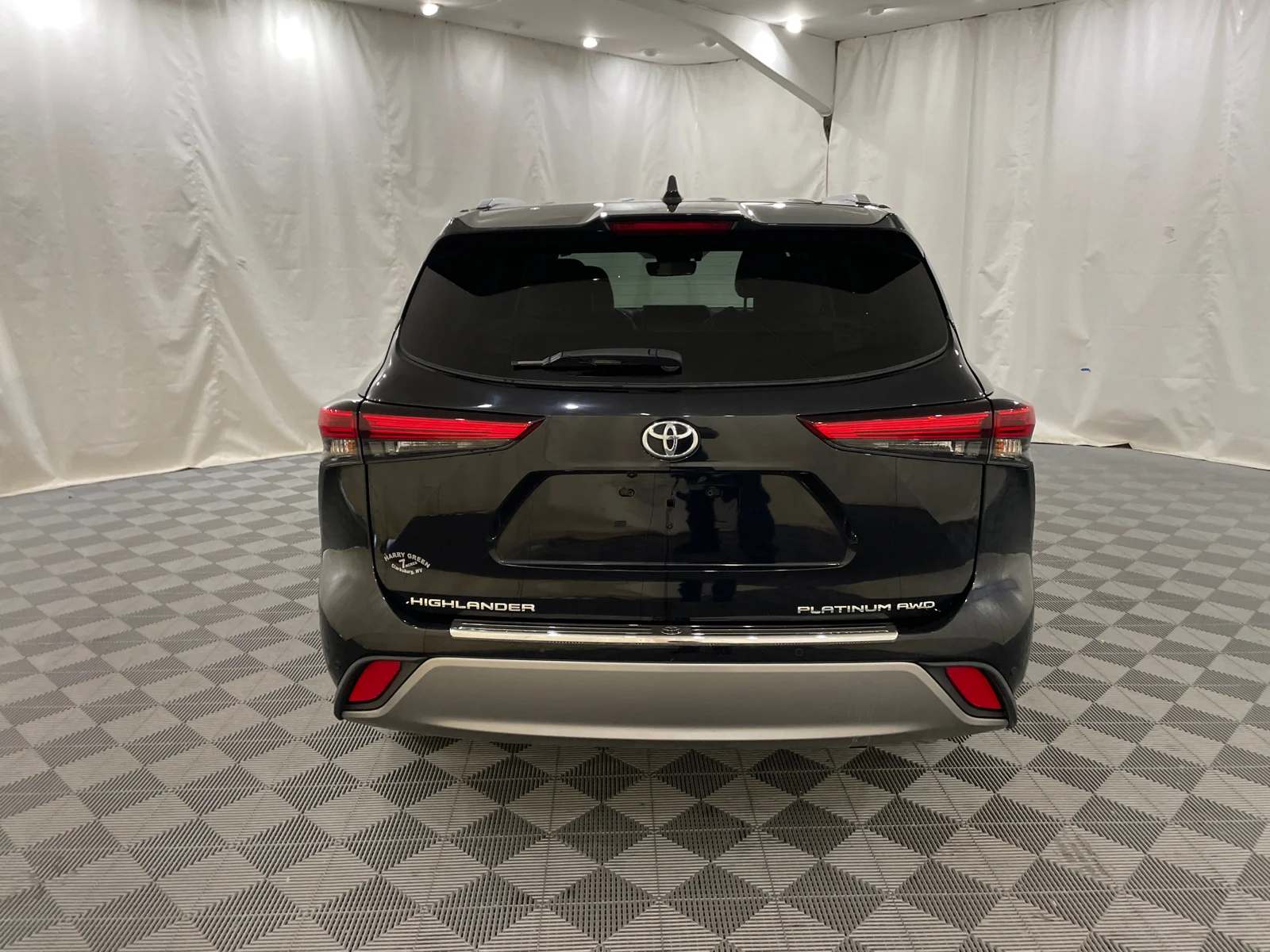 Used 2022 Midnight Black Metallic Toyota Platinum image 6