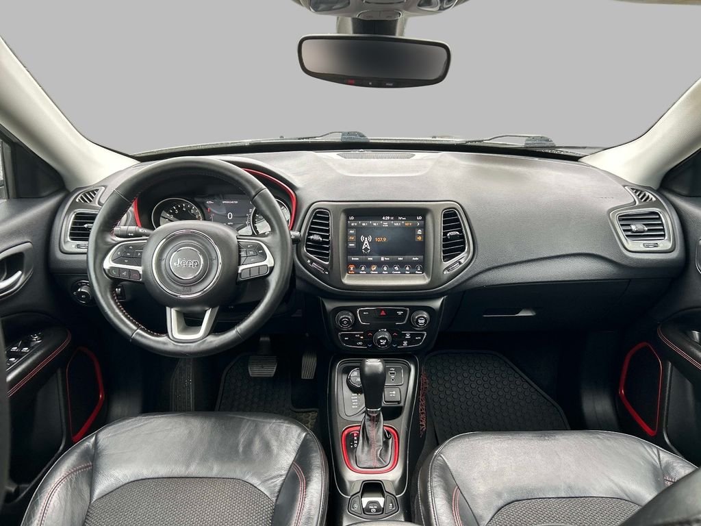 Used 2018 White Jeep Trailhawk image 20