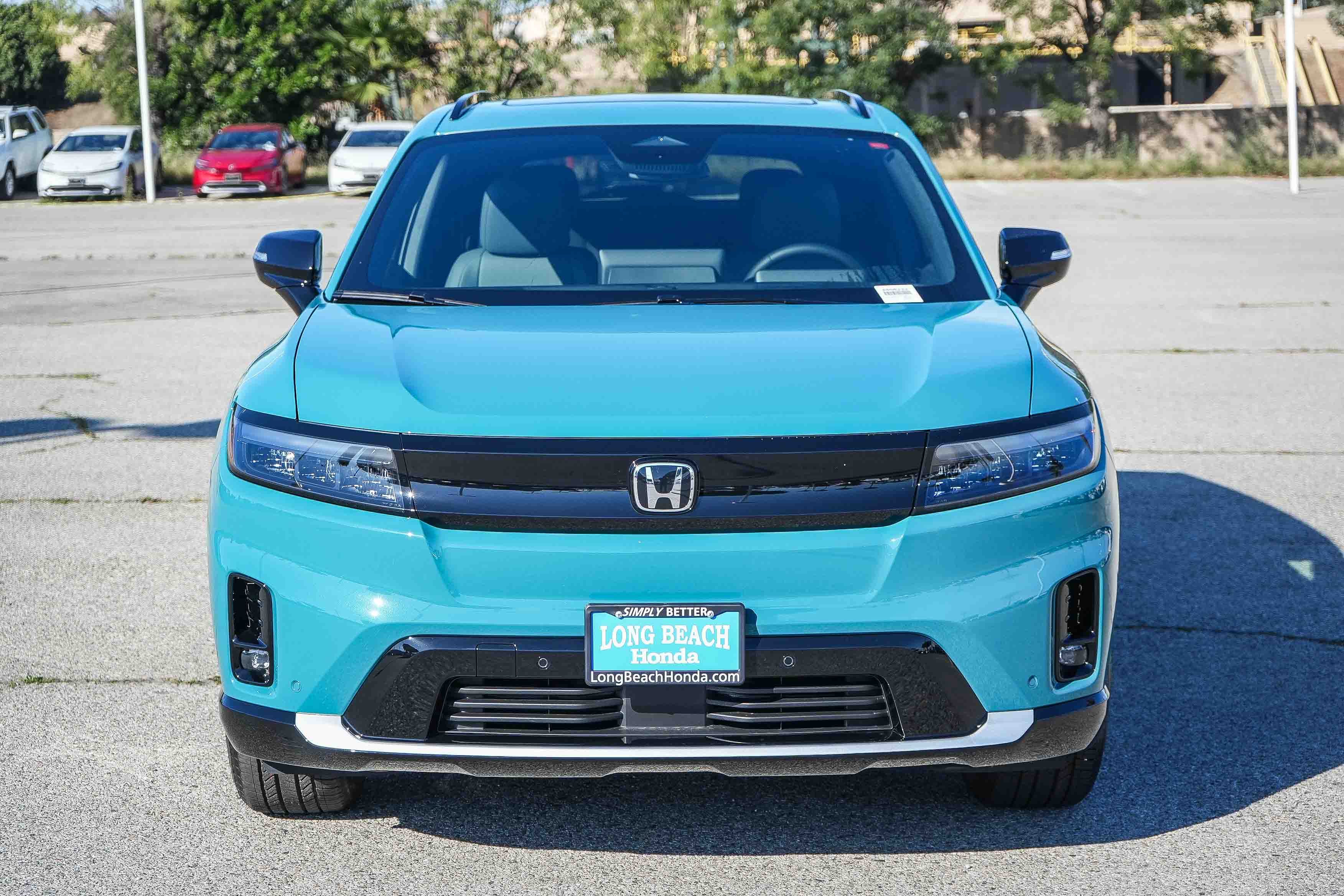 New 2026 North Shore Pearl Honda Touring image 2