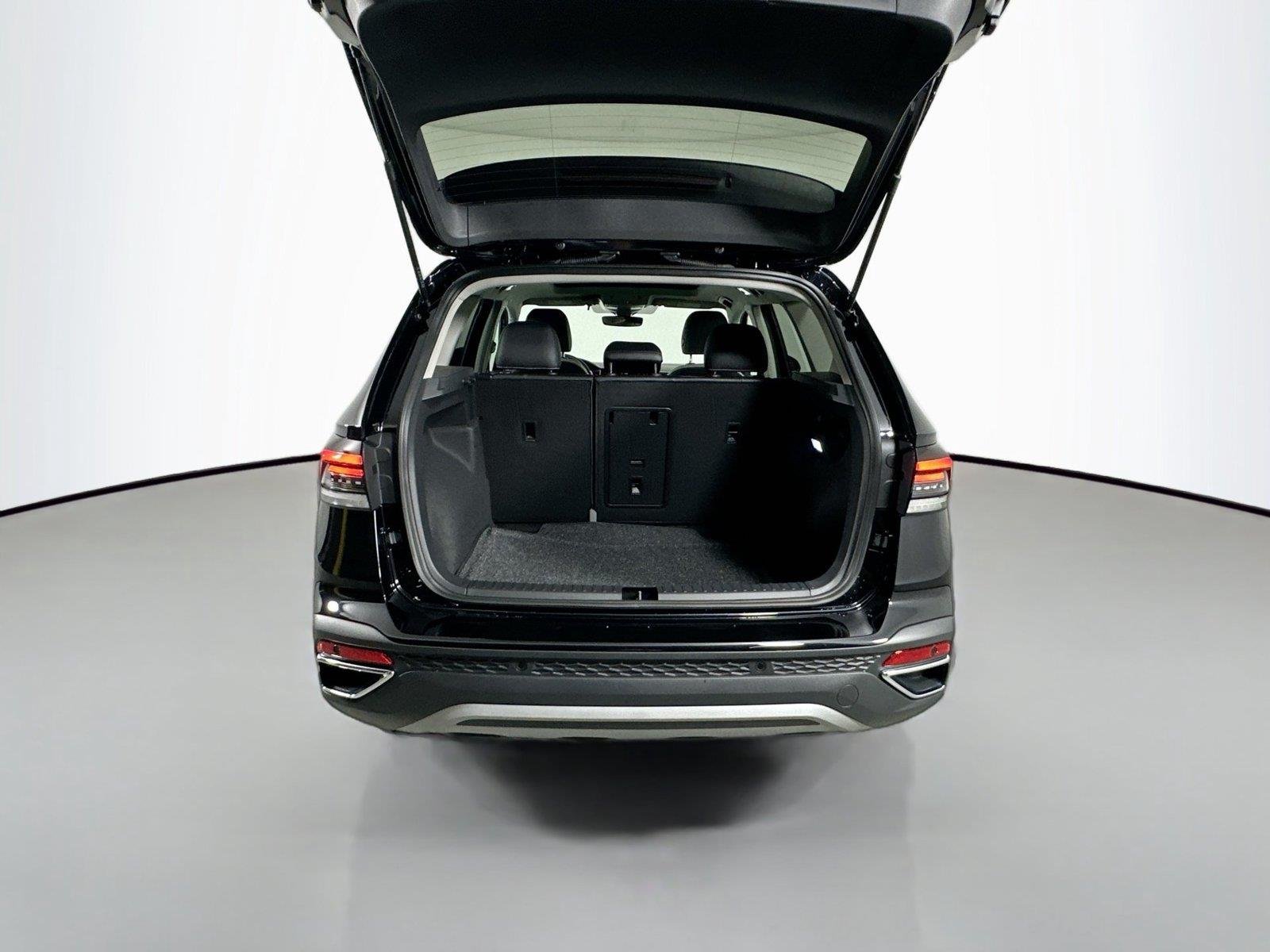 2026 Volkswagen Taos SE - Photo 24