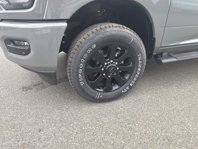 New 2026 Ceramic Gray Clear-Coat Exterior Paint RAM Black Express image 4